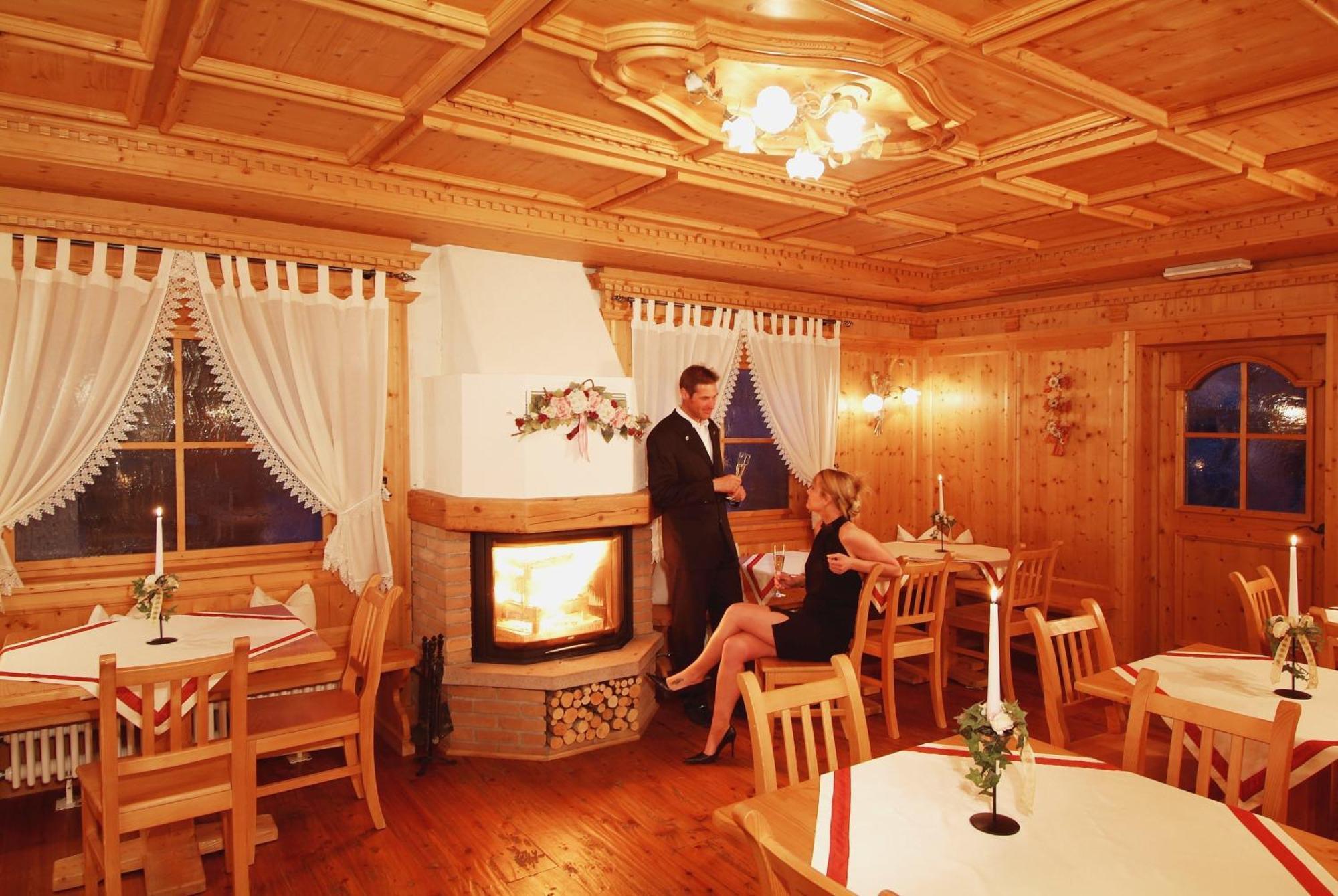Hotel Malder Soraga Extérieur photo